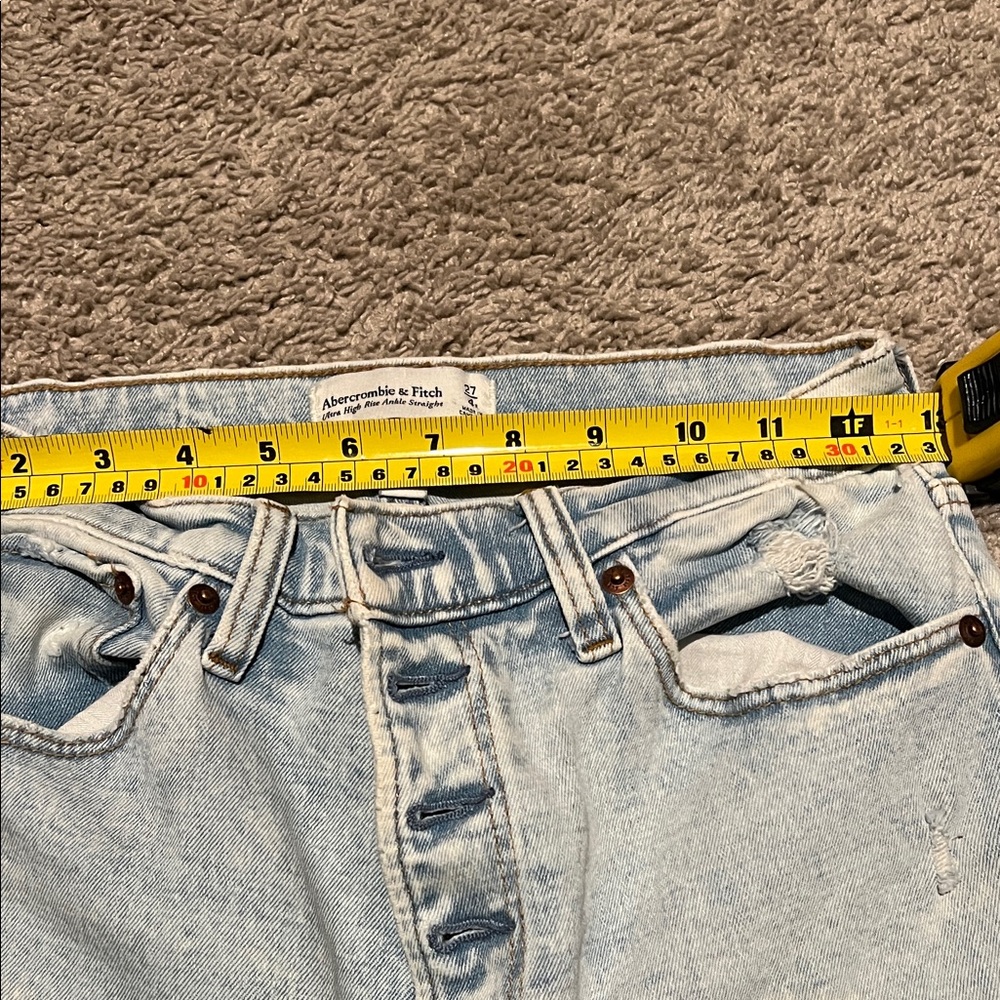 Abercrombie & Fitch Ultra High Rise Ankle Straight Curve Love| Size 27/4R - Picture 4 of 6